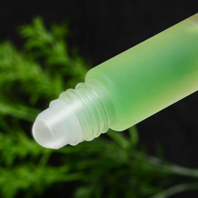Olio Essenziale di Artemisia,  - Herbal Wellness Massage recensione e prezzo